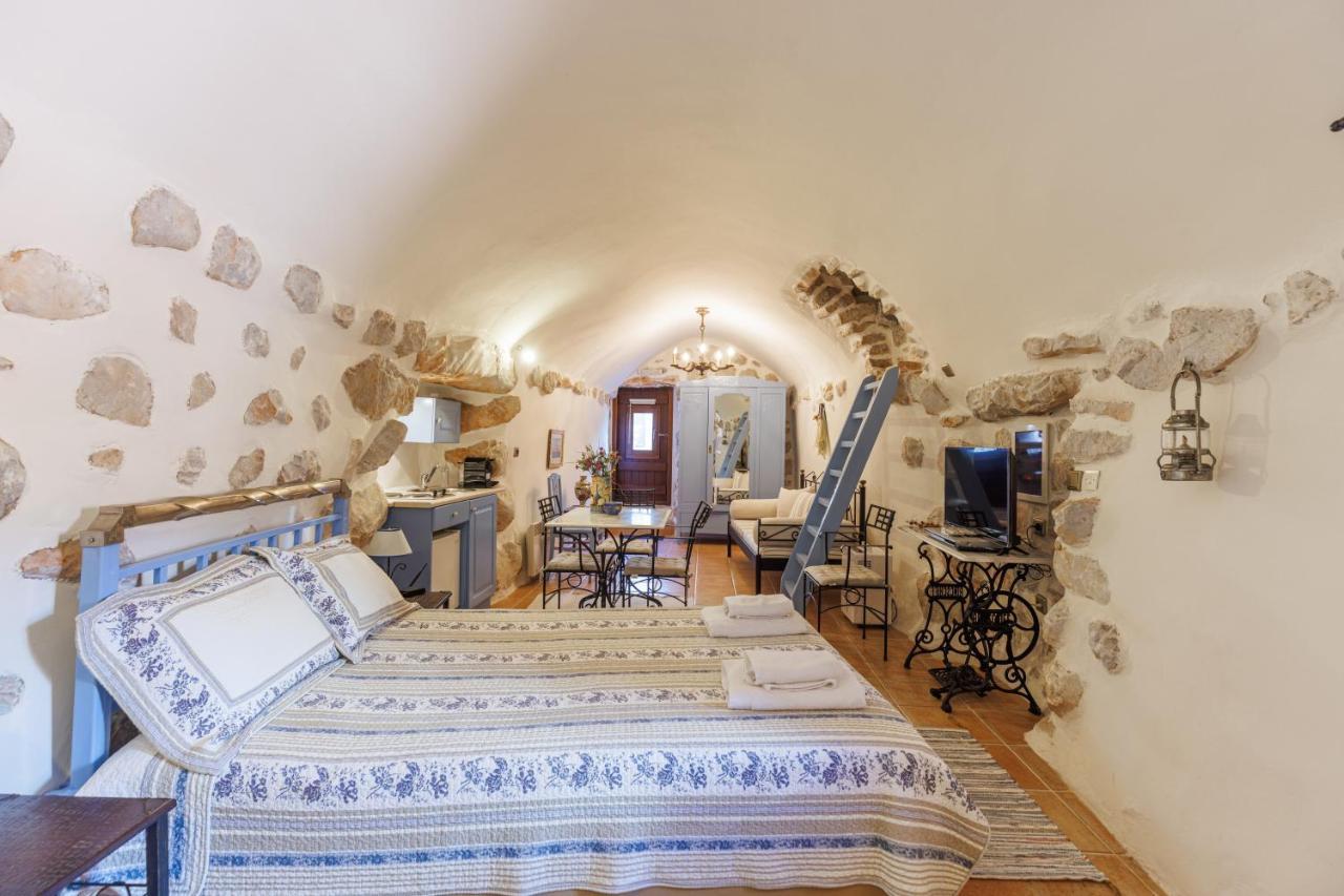 Katafigi Apartment Pyrgos Dirou Ngoại thất bức ảnh