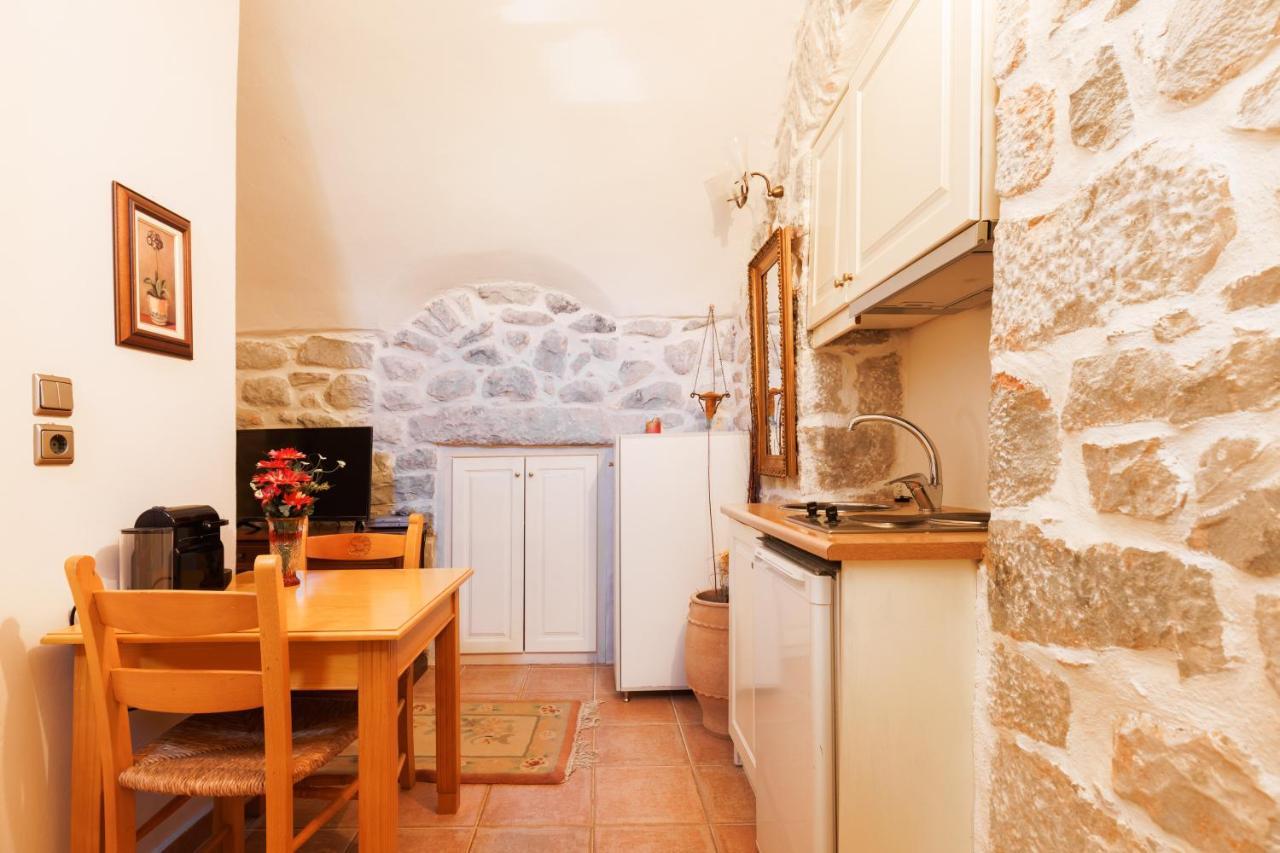 Katafigi Apartment Pyrgos Dirou Ngoại thất bức ảnh